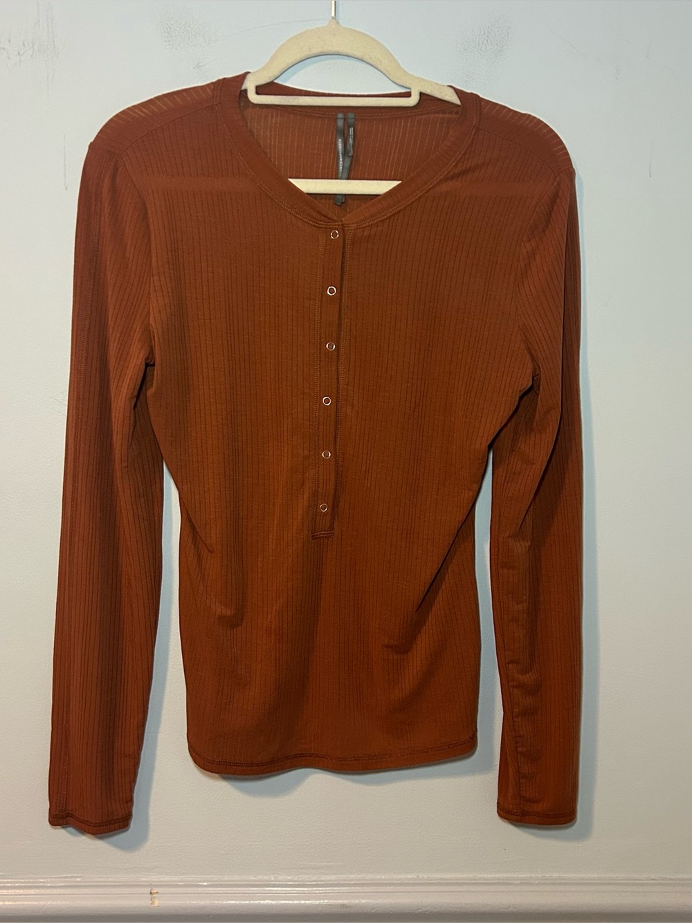 Anthropologie Brown Ribbed Light-Weight Henley Long Sleeve T-Shirt Size Small